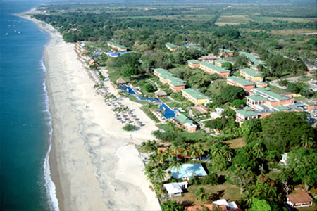 Las Tablas resorts and beaches